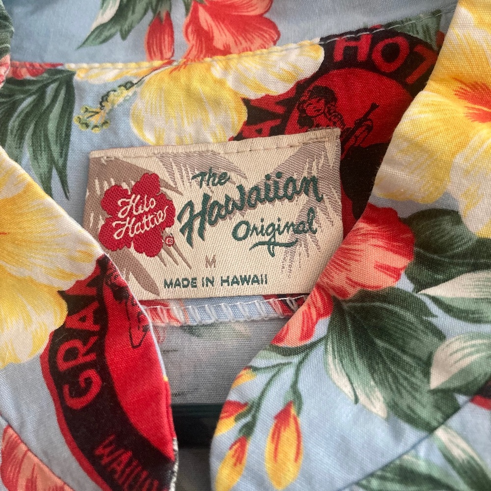 Vintage The Original Hawaiian Shirt by Hilo Hattie - Picture 2 of 12